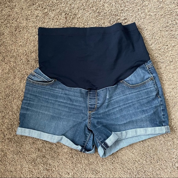 Liz Lange Pants - Maternity denim shorts full panel XL